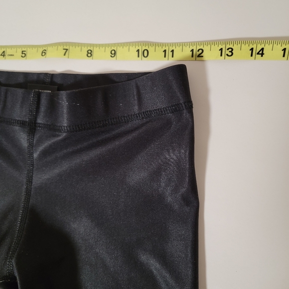 Peloton Terez Moody Metallic Biking Leggings Size XS - Picture 6 of 11